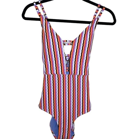 JESSICA Simpson Contemporary Got the Groove Double Strap Plunge One Piece Swim - Picture 4 of 12